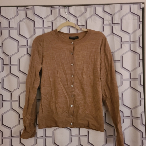 Banana Republic Camel Colored Cardigan 